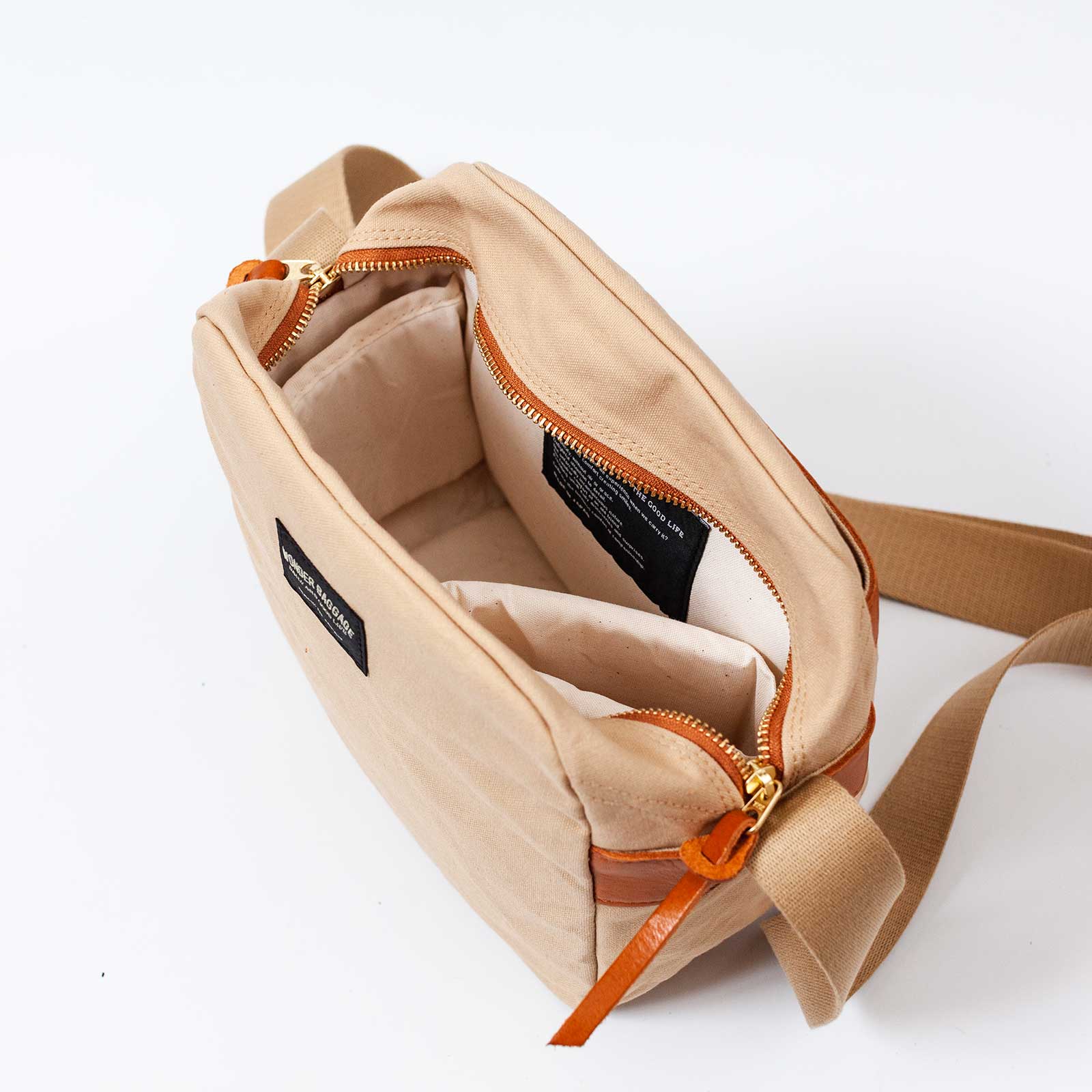 プロテクトショルダーバッグ パラフィンキャンバス