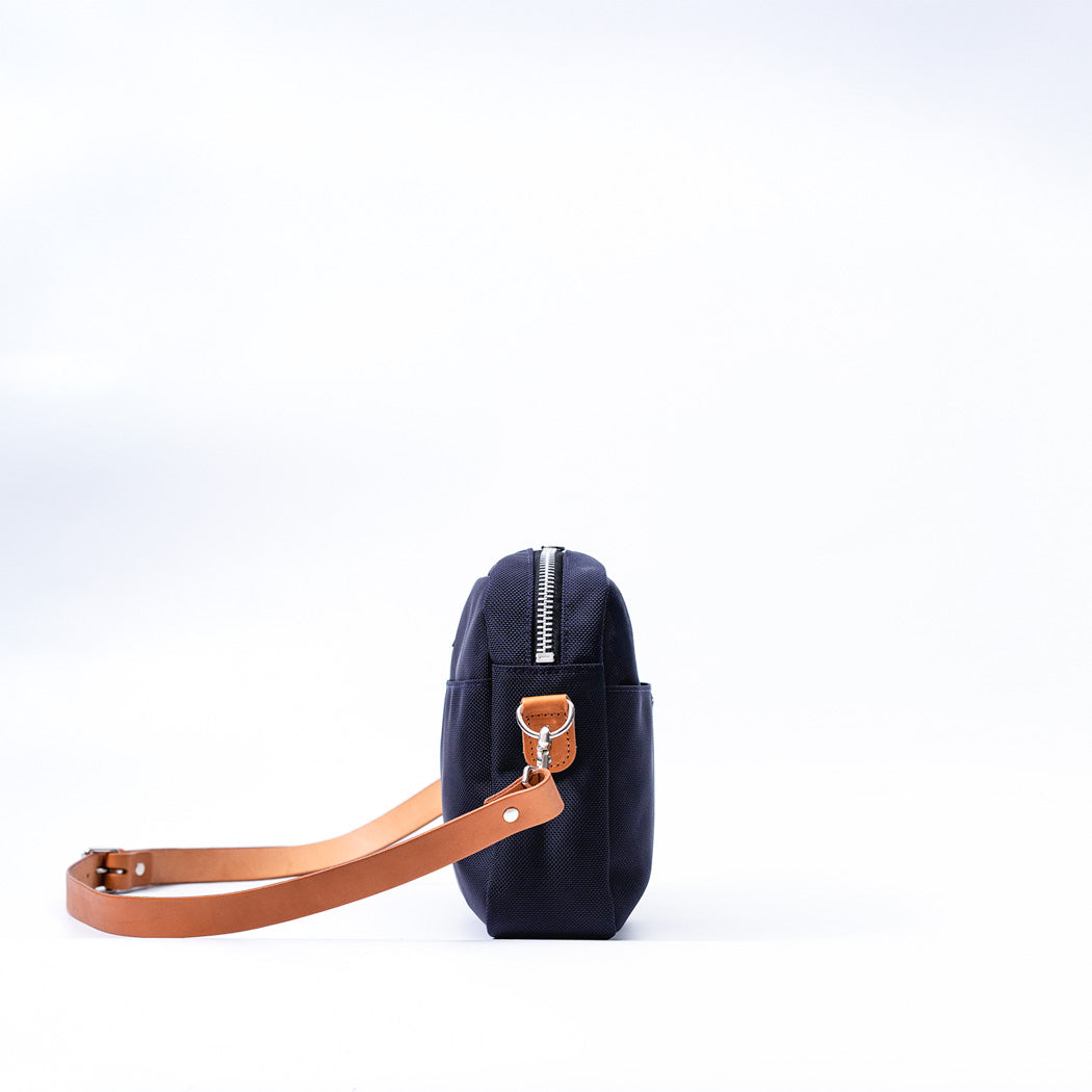 ショルダーバッグ M