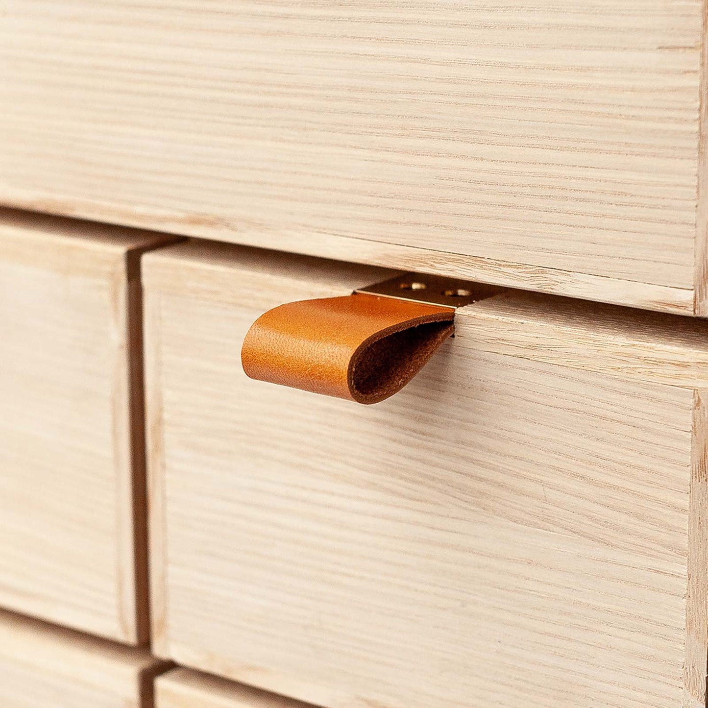 leather handle