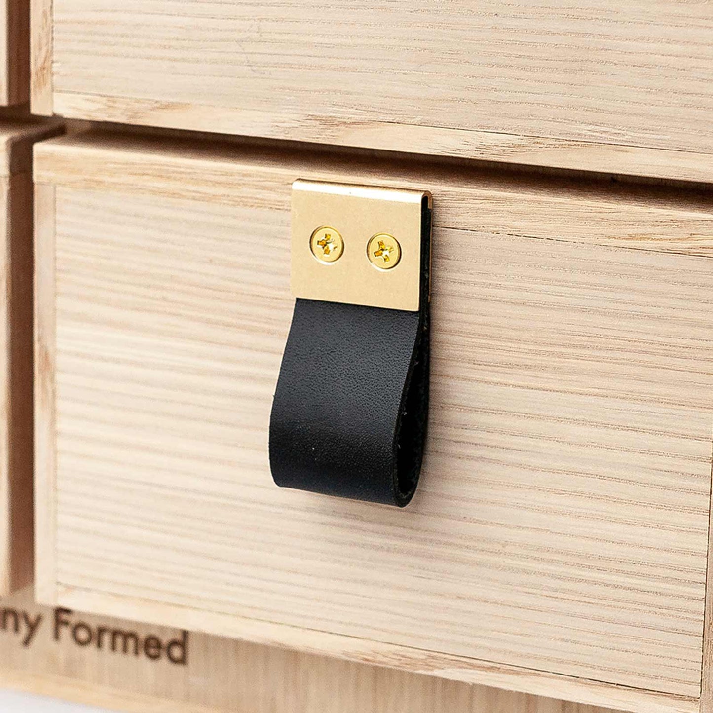 leather handle